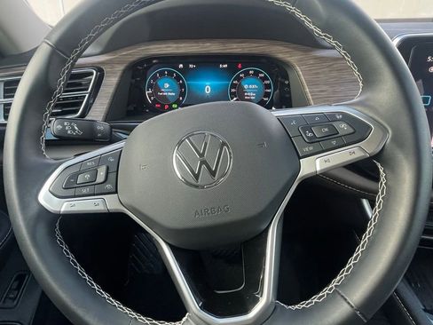 Certified 2025 Volkswagen Atlas SEL AWD/4WD image 8