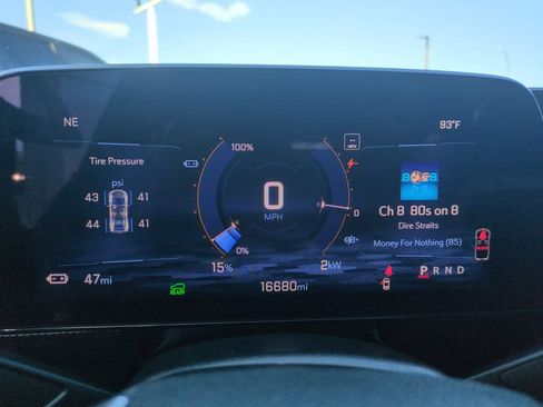 Used 2024 Chevrolet Blazer EV LT AWD/4WD image 15