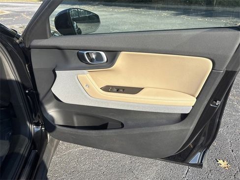 Used 2022 Polestar Polestar 2 w/ Plus Package image 19