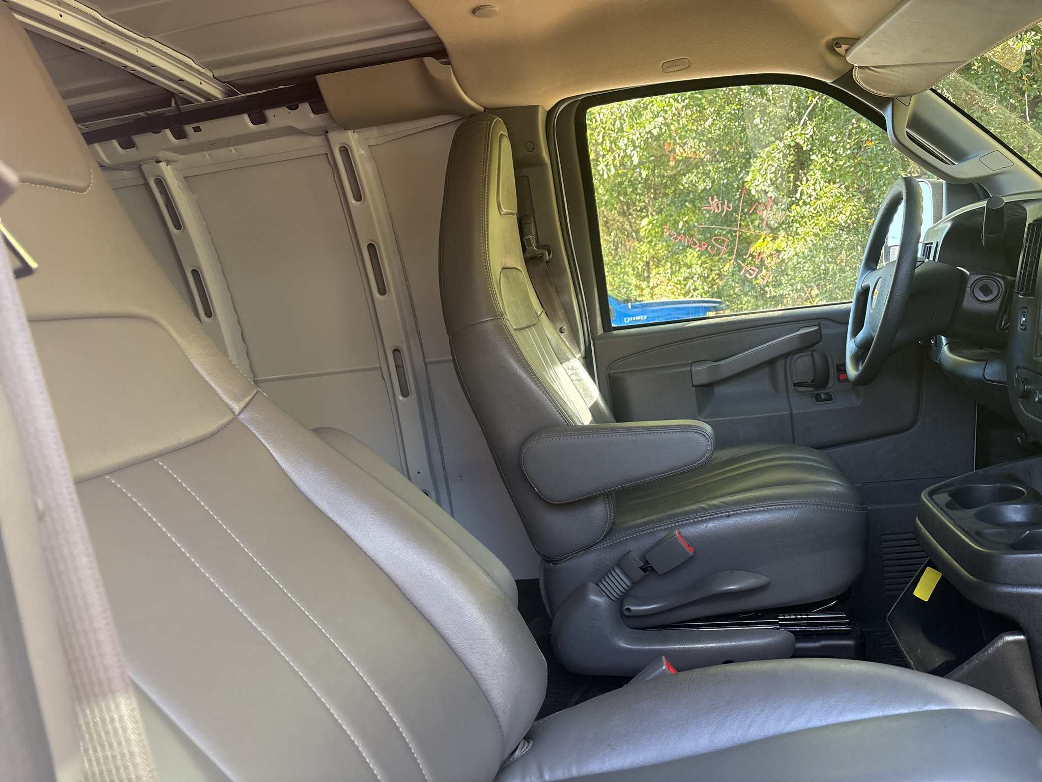 Used 2025 Chevrolet Express 2500 w/ Driver Convenience Package RWD image 3