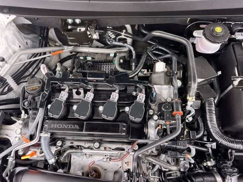 Certified 2025 Honda Accord SE image 10