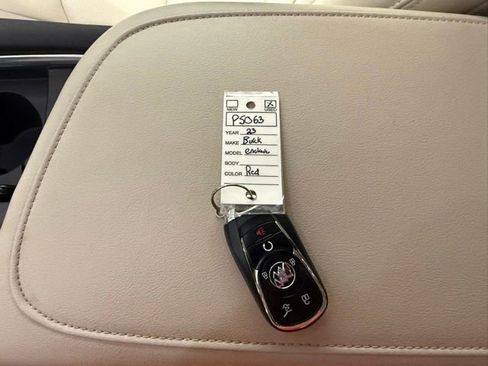 Used 2023 Buick Enclave Essence FWD image 22