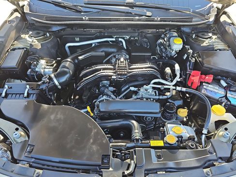 Used 2023 Subaru Outback Limited image 32