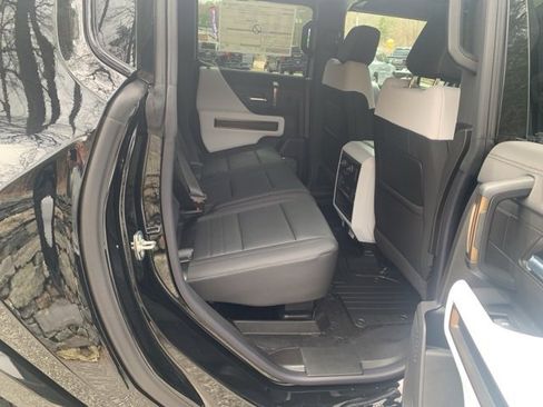 New 2024 GMC Hummer EV 2X w/ Extreme Off-Road Package image 12