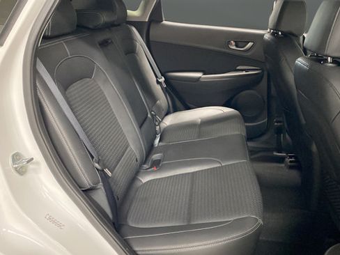 Used 2021 Hyundai Kona Limited AWD/4WD image 26