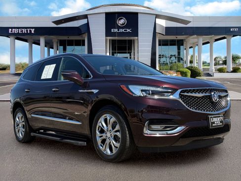 Used 2021 Buick Enclave Avenir AWD/4WD image 2