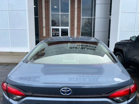 Used 2023 Toyota Corolla XLE image 7