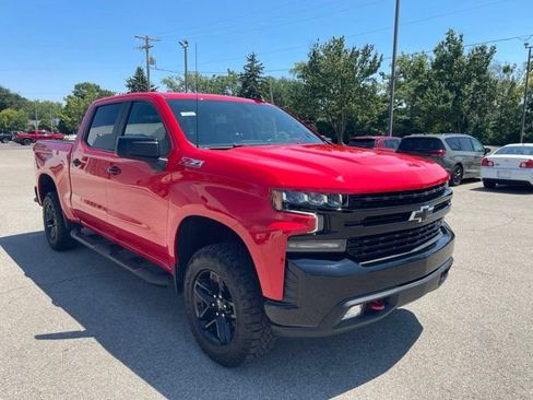 Used 2021 Chevrolet Silverado 1500 LT Trail Boss w/ Bed Protection Package AWD/4WD image 13