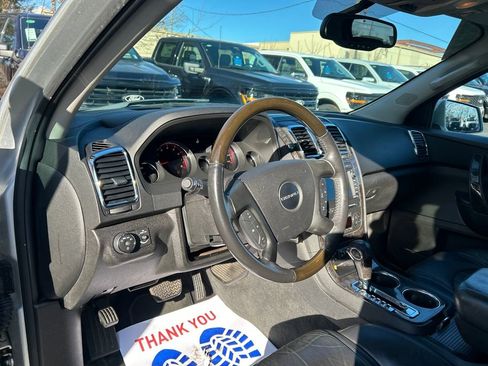 Used 2012 GMC Acadia Denali image 11