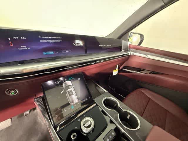 New 2026 Cadillac Escalade Luxury w/ Touring Package AWD/4WD image 21