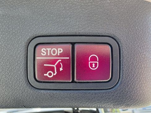 Used 2015 Mercedes-Benz ML 350 2WD image 49