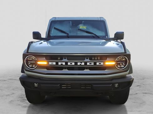 Used 2023 Ford Bronco Big Bend image 2