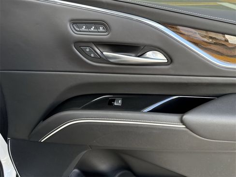 Used 2023 Cadillac Escalade Sport Platinum w/ LPO, ONYX Package image 42