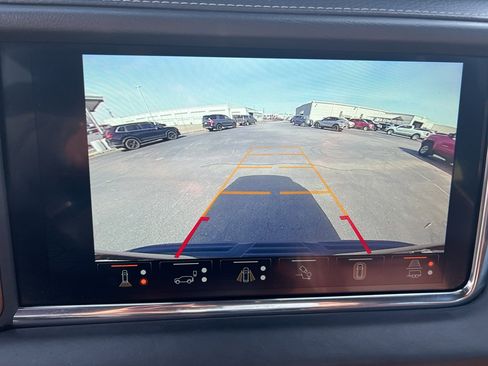 Used 2023 GMC Yukon Denali Ultimate image 18