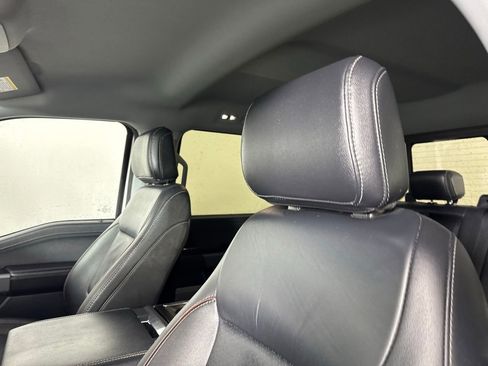 Used 2022 Ford F150 Lariat w/ Max Trailer Tow Package image 11