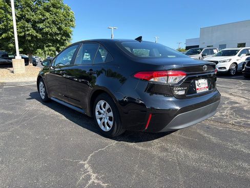 Used 2024 Toyota Corolla LE FWD image 8
