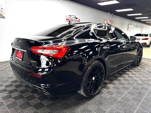 Used 2019 Maserati Ghibli S image 12