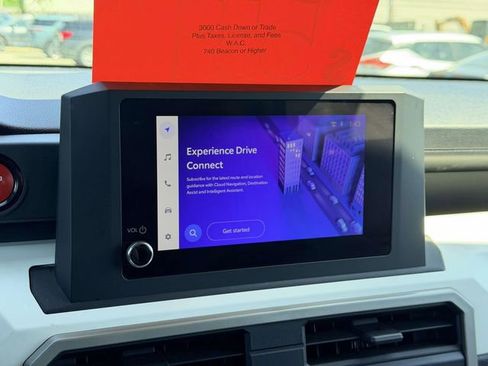 Used 2024 Toyota Tacoma TRD Off-Road AWD/4WD image 19