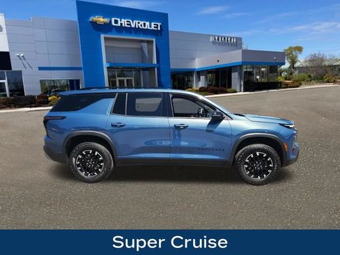 Used 2024 Chevrolet Traverse Z71 w/ Enhanced Driving Package AWD/4WD image 8