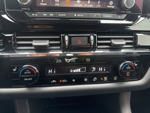 Used 2025 Nissan Pathfinder Rock Creek image 35