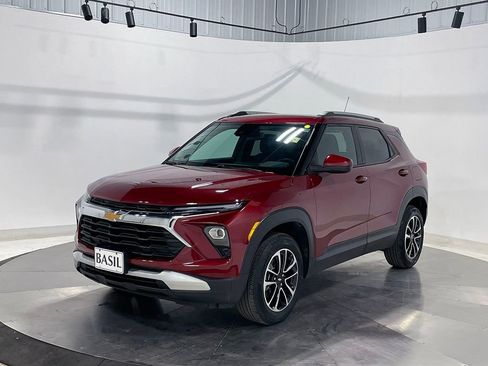Used 2024 Chevrolet TrailBlazer LT w/ Convenience Package image 8