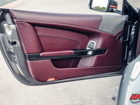 Used 2014 Aston Martin DB9 Coupe RWD image 59