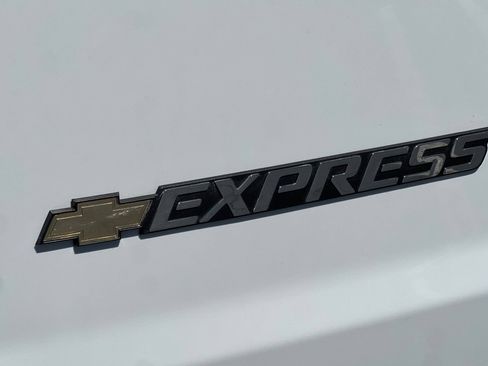 Used 2025 Chevrolet Express 2500 w/ Driver Convenience Package RWD image 43