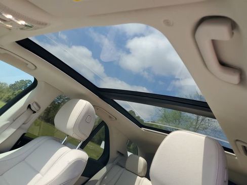 Used 2022 Mercedes-Benz GLE 450 4MATIC image 10