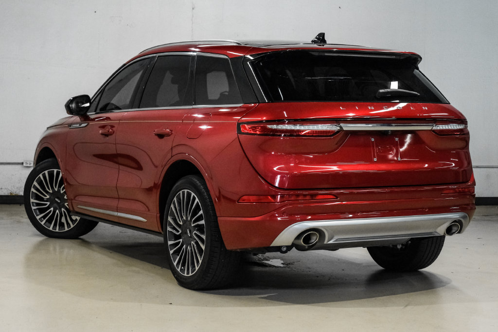 Used 2022 Lincoln Corsair AWD w/ Premium Package image 13
