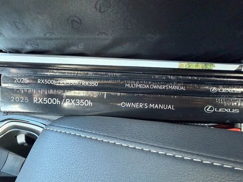 Certified 2025 Lexus RX 350h w/ Convenience Package image 26