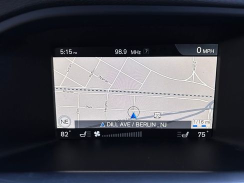 Used 2015 Volvo S60 T5 Platinum image 27