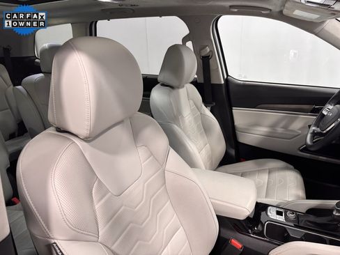 Used 2022 Kia Telluride SX w/ SX Prestige Package image 18
