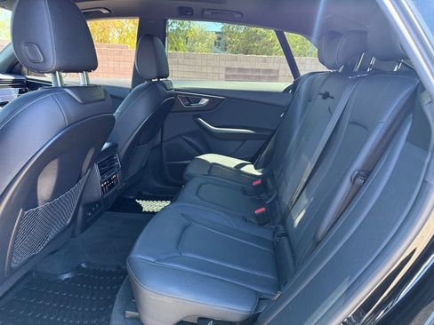 Used 2022 Audi Q8 Premium Plus AWD/4WD image 10