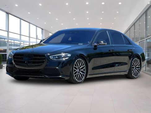Used 2021 Mercedes-Benz S 580 4MATIC Sedan w/ Warmth & Comfort Package image 8