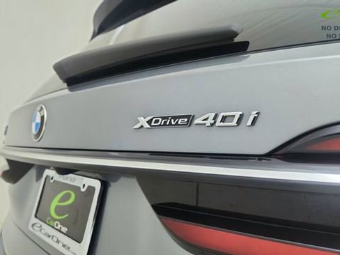 Used 2025 BMW X7 xDrive40i AWD/4WD image 18
