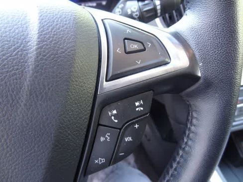 Certified 2024 Ford Edge SEL AWD/4WD image 19