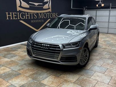 Used 2019 Audi Q5 2.0T Premium Plus w/ Premium Plus Package
