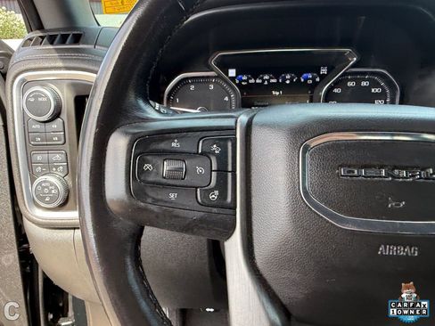 Used 2021 GMC Sierra 2500 Denali w/ Denali Black Diamond Edition AWD/4WD image 28