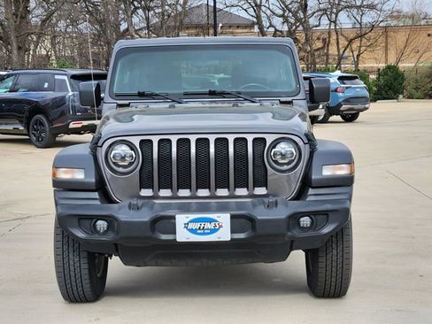 Used 2022 Jeep Wrangler Unlimited Sport image 2