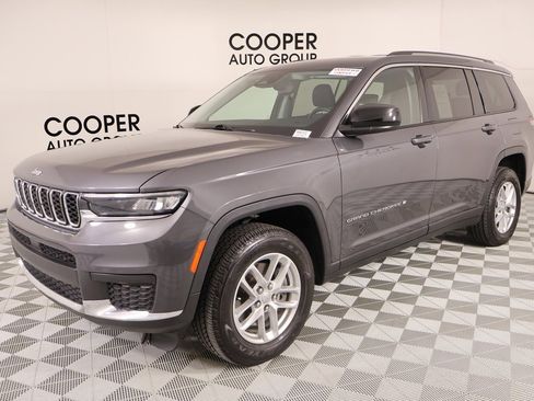 Used 2021 Jeep Grand Cherokee L Laredo w/ Luxury Tech Group I image 10
