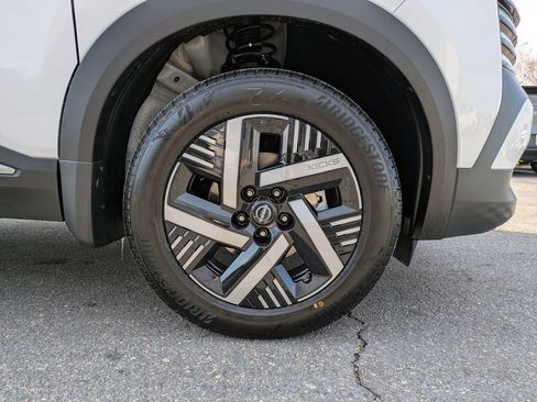 New 2026 Nissan Kicks SV w/ Cold Weather Package image 11