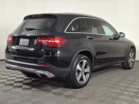 Used 2019 Mercedes-Benz GLC 300 4MATIC image 9
