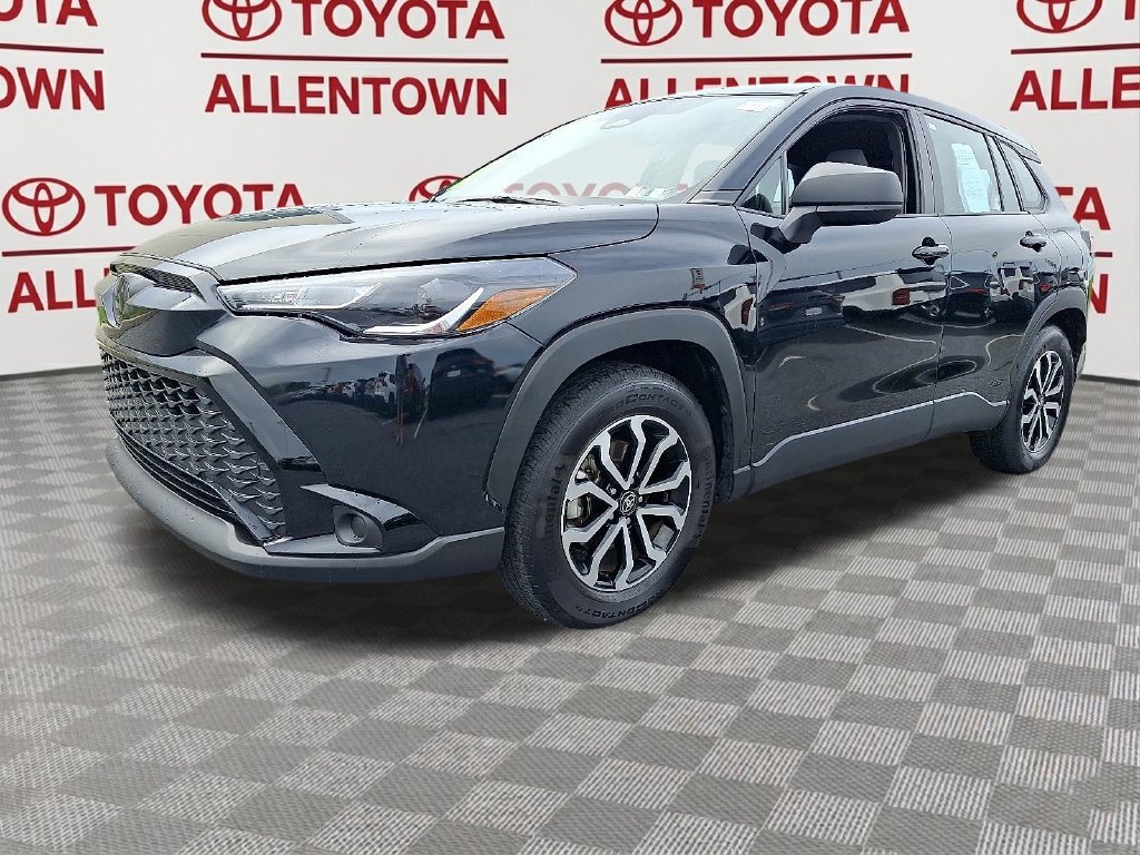 Used 2024 Toyota Corolla Cross AWD Hybrid image 3