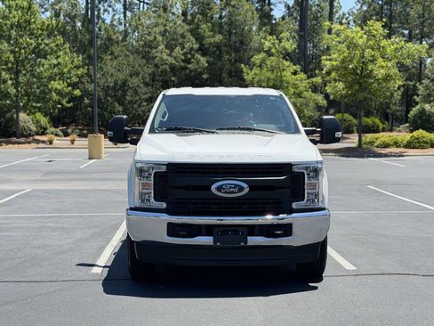 Used 2019 Ford F250 XL w/ Power Equipment Group AWD/4WD image 24