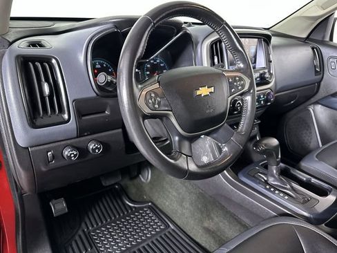 Used 2015 Chevrolet Colorado Z71 AWD/4WD image 10