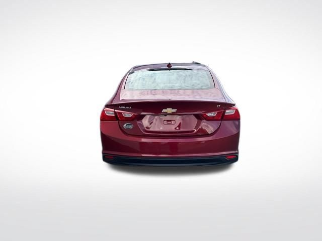 Used 2017 Chevrolet Malibu LT FWD image 14