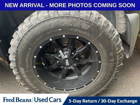Used 2013 Nissan Armada SV AWD/4WD image 15