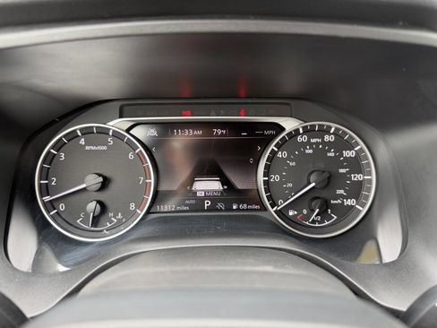 Used 2025 Nissan Rogue SV AWD/4WD image 17