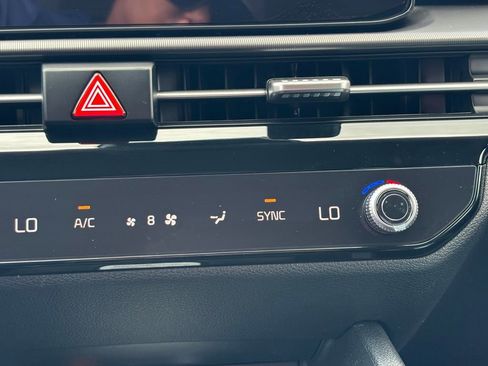New 2026 Kia Sportage EX FWD image 26