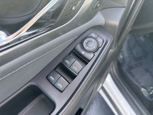 Used 2019 Chevrolet Traverse Premier w/ Driver Confidence II Package image 11